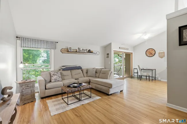 6-B Country Squire Drive #6B