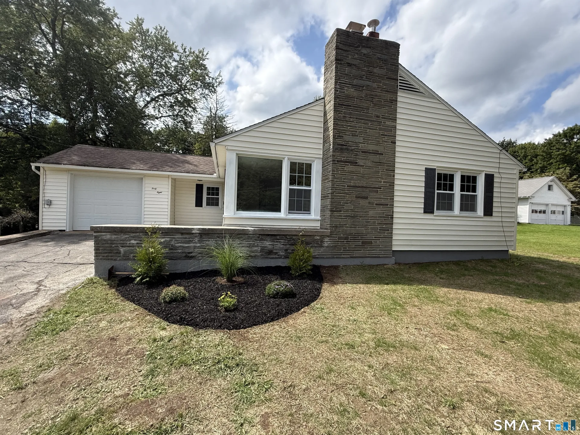 48 Center Street, Watertown, CT