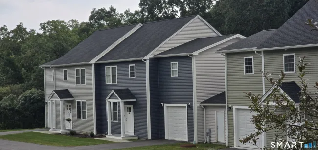 209 Winding Hollow Road