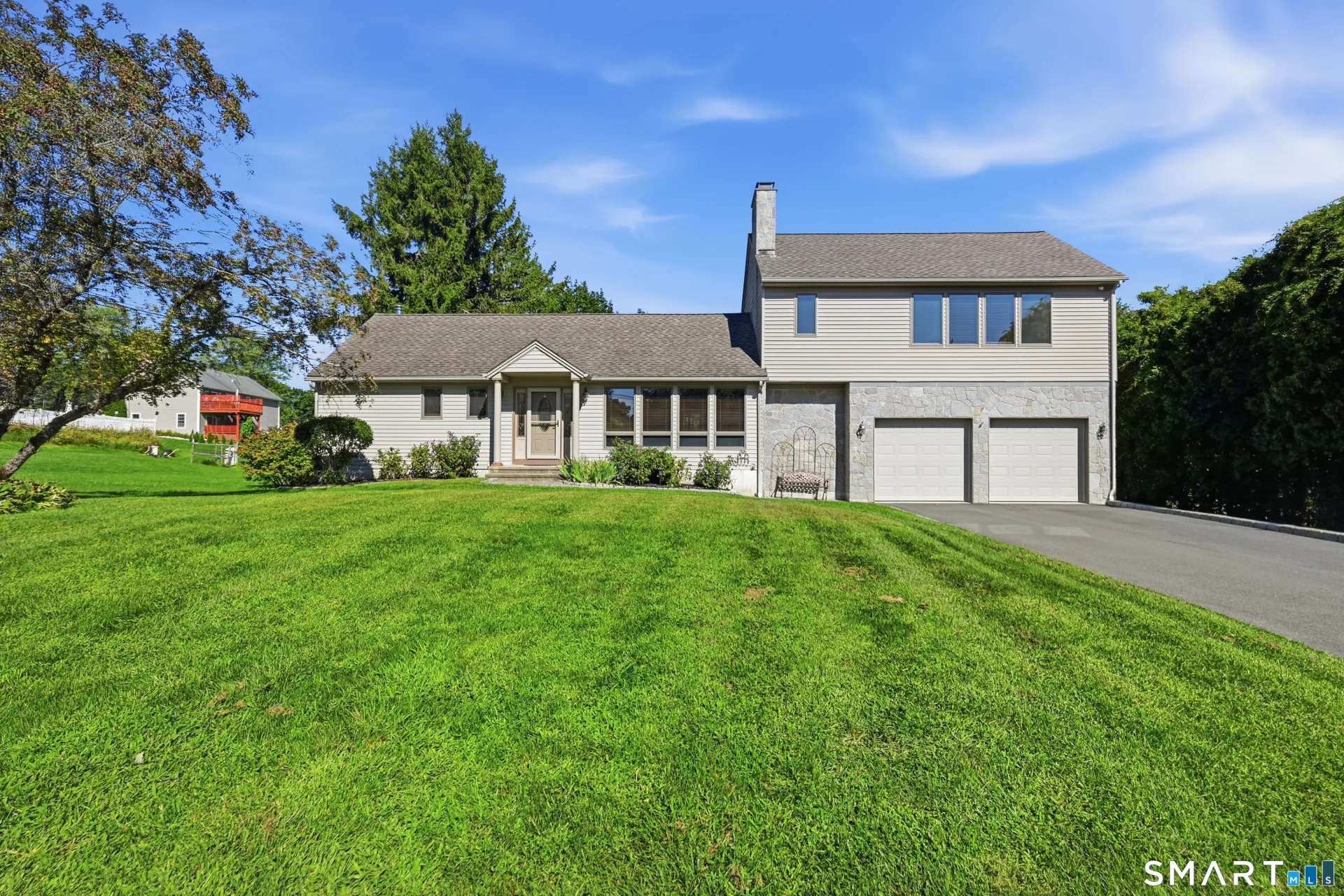 2 Sunnyside Avenue, Danbury, CT