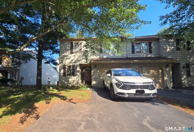 33 Cortland Way #33