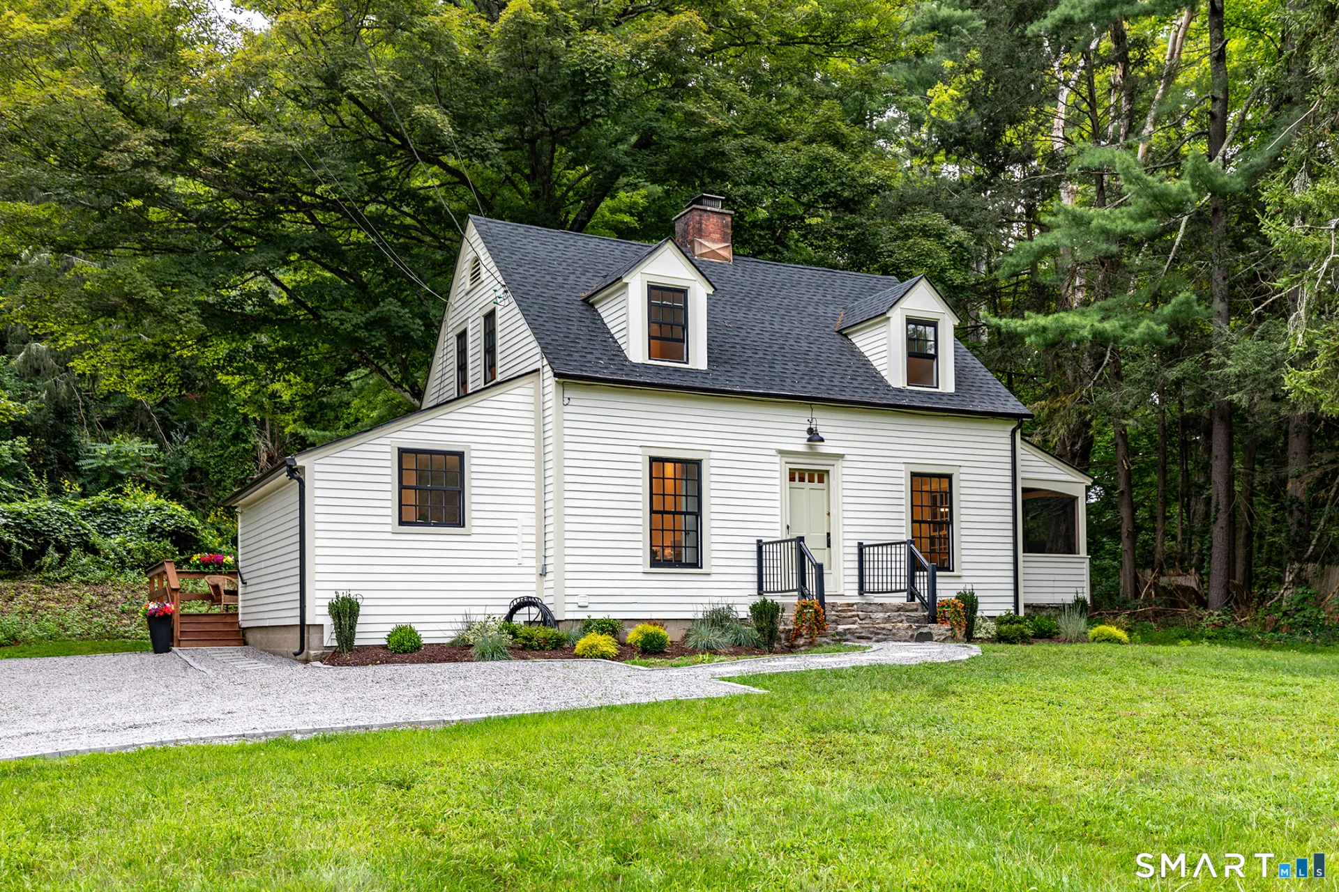16 River Road, Sharon, CT