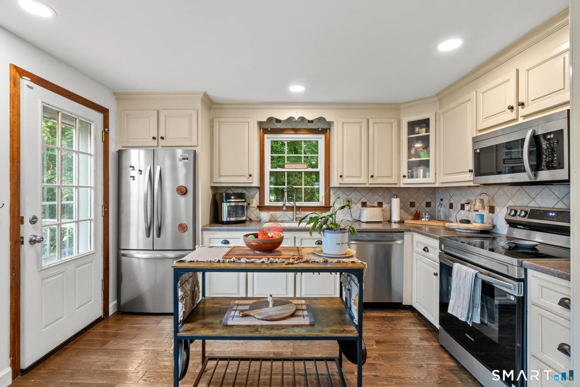 130 Rolling Hill Lane, Southington, CT