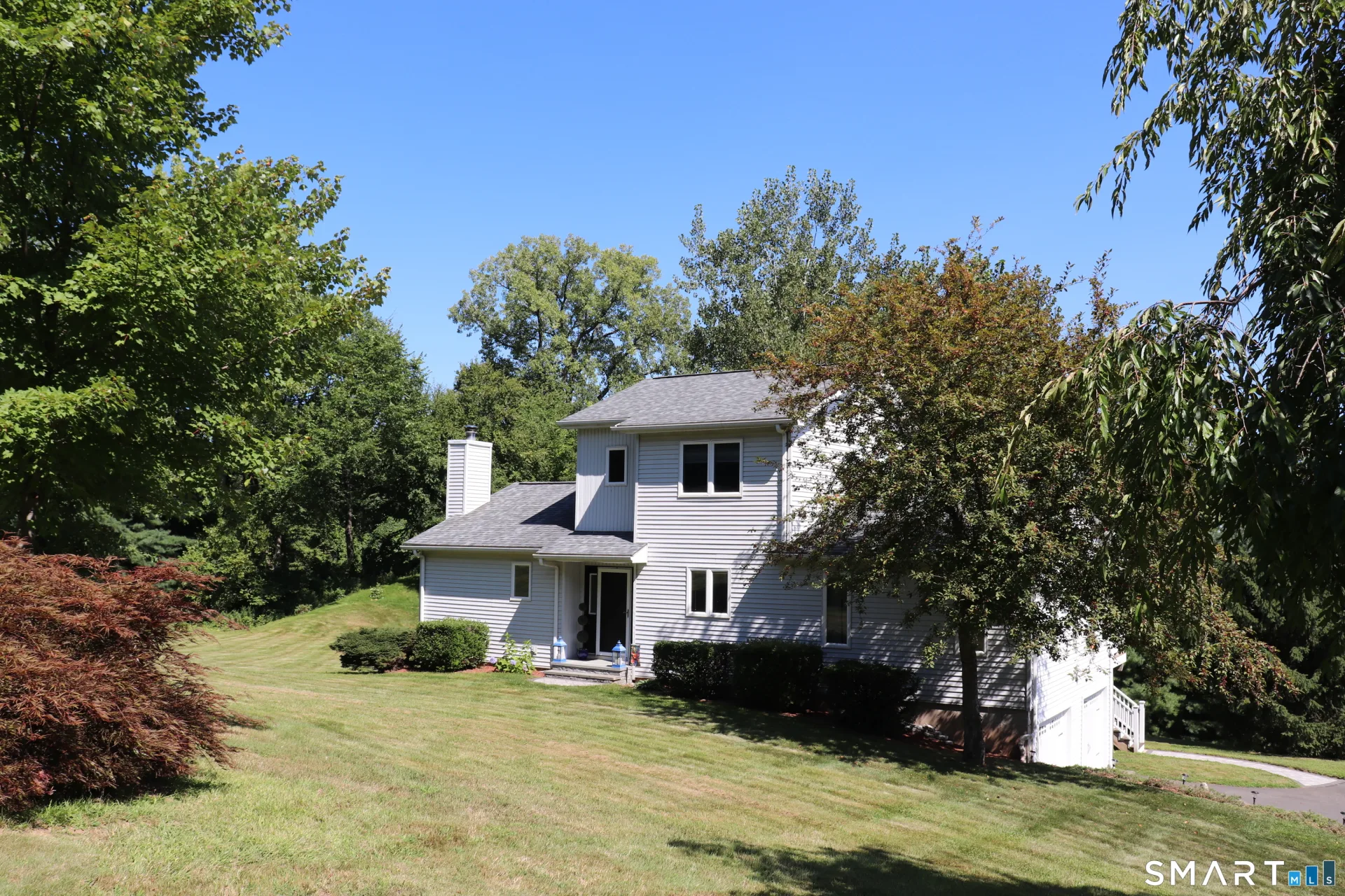 2 Metacomet Drive, East Granby, CT