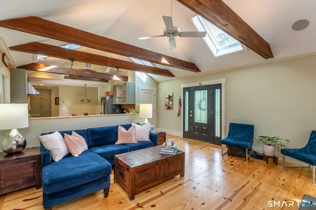 31 Bethwood Lane, Woodbury, CT