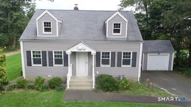 88 Vineyard Road, Hamden, CT