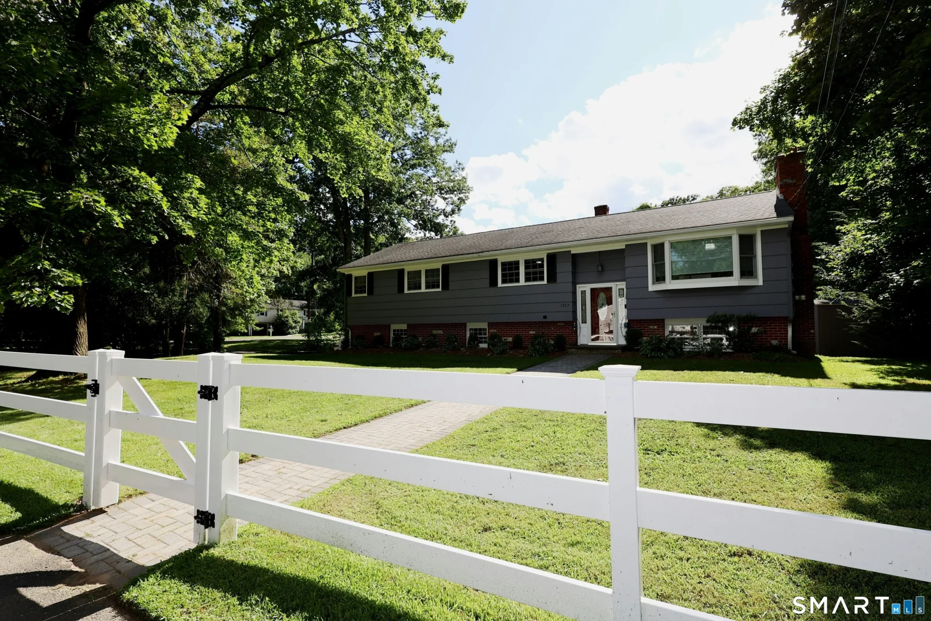 1303 Melville Avenue, Fairfield, CT