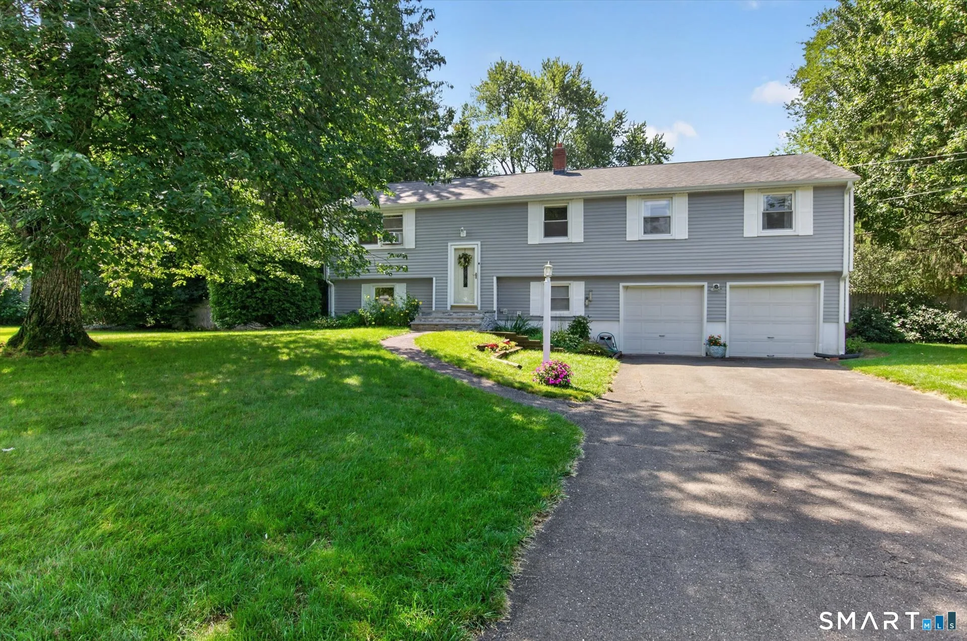 5 Parsons Drive, Simsbury, CT