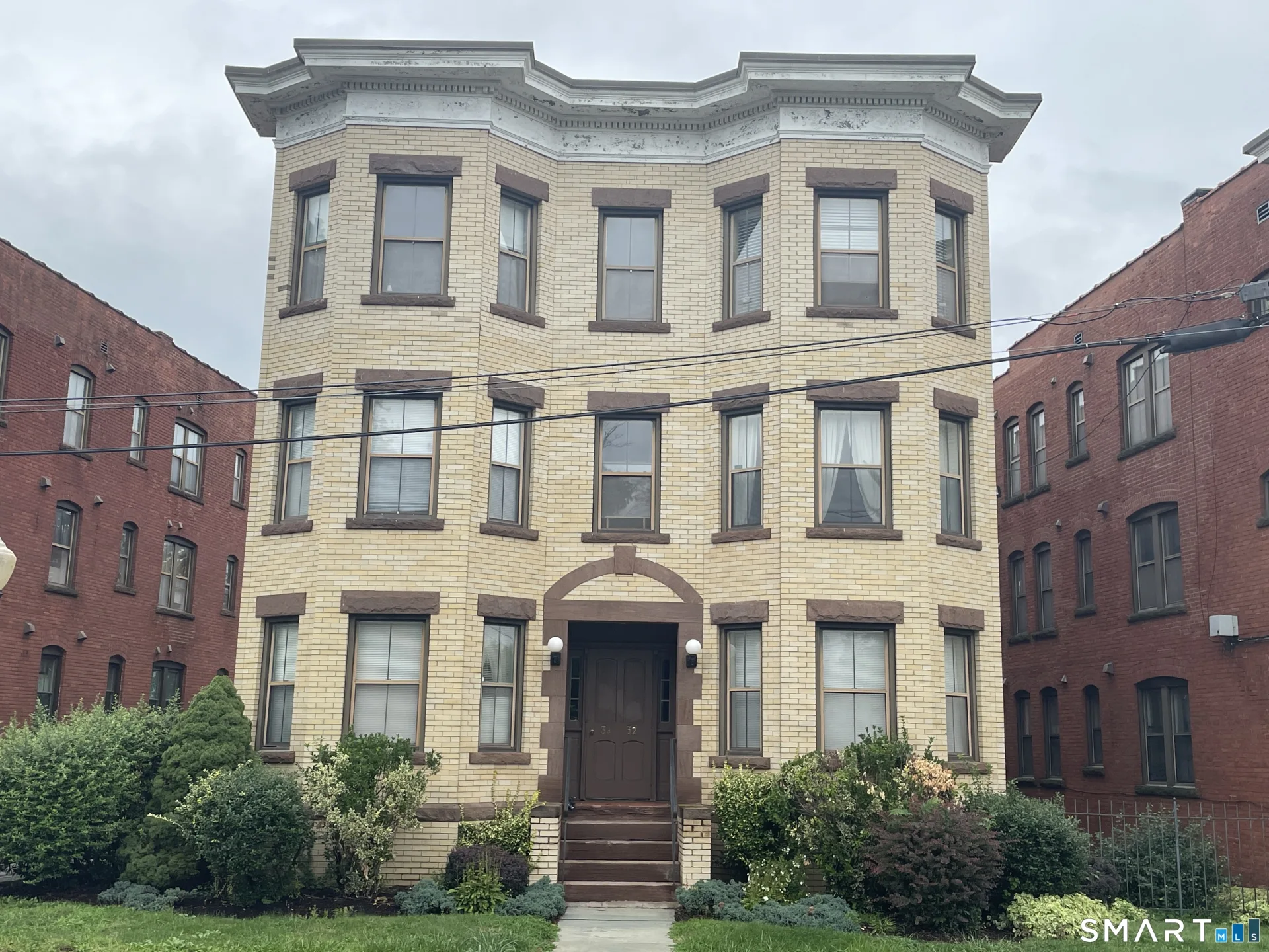 34 Essex Street #2F, Hartford, CT