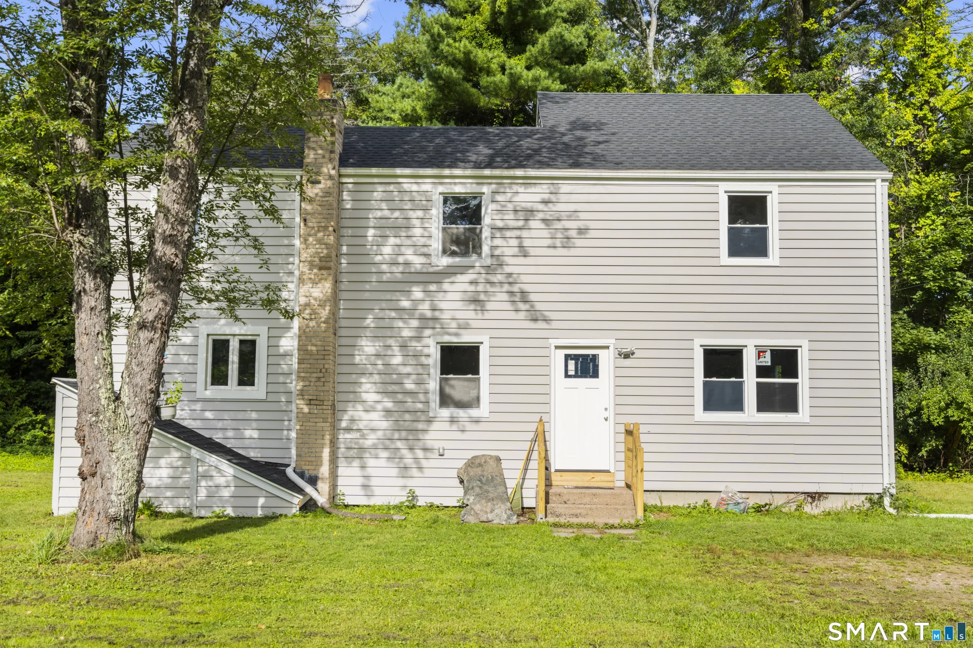 16 Griffin Road, Bloomfield, CT