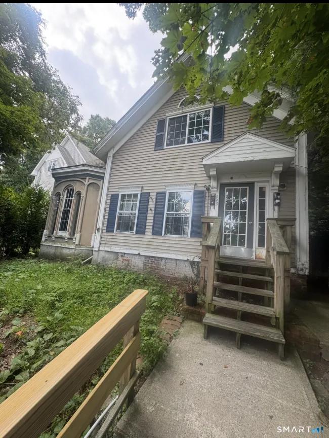445 East Main Street