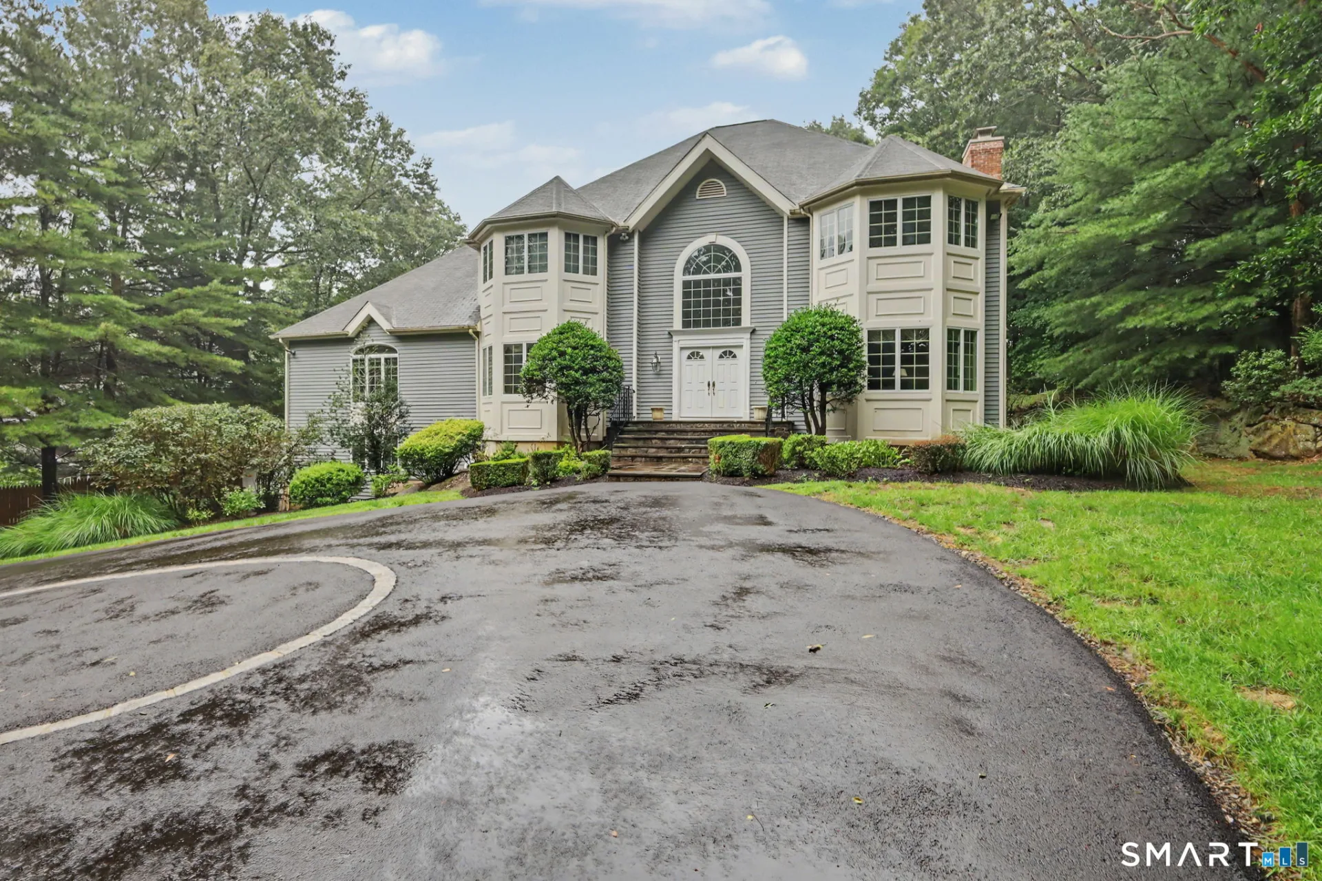97 Brookhollow Lane, Stamford, CT