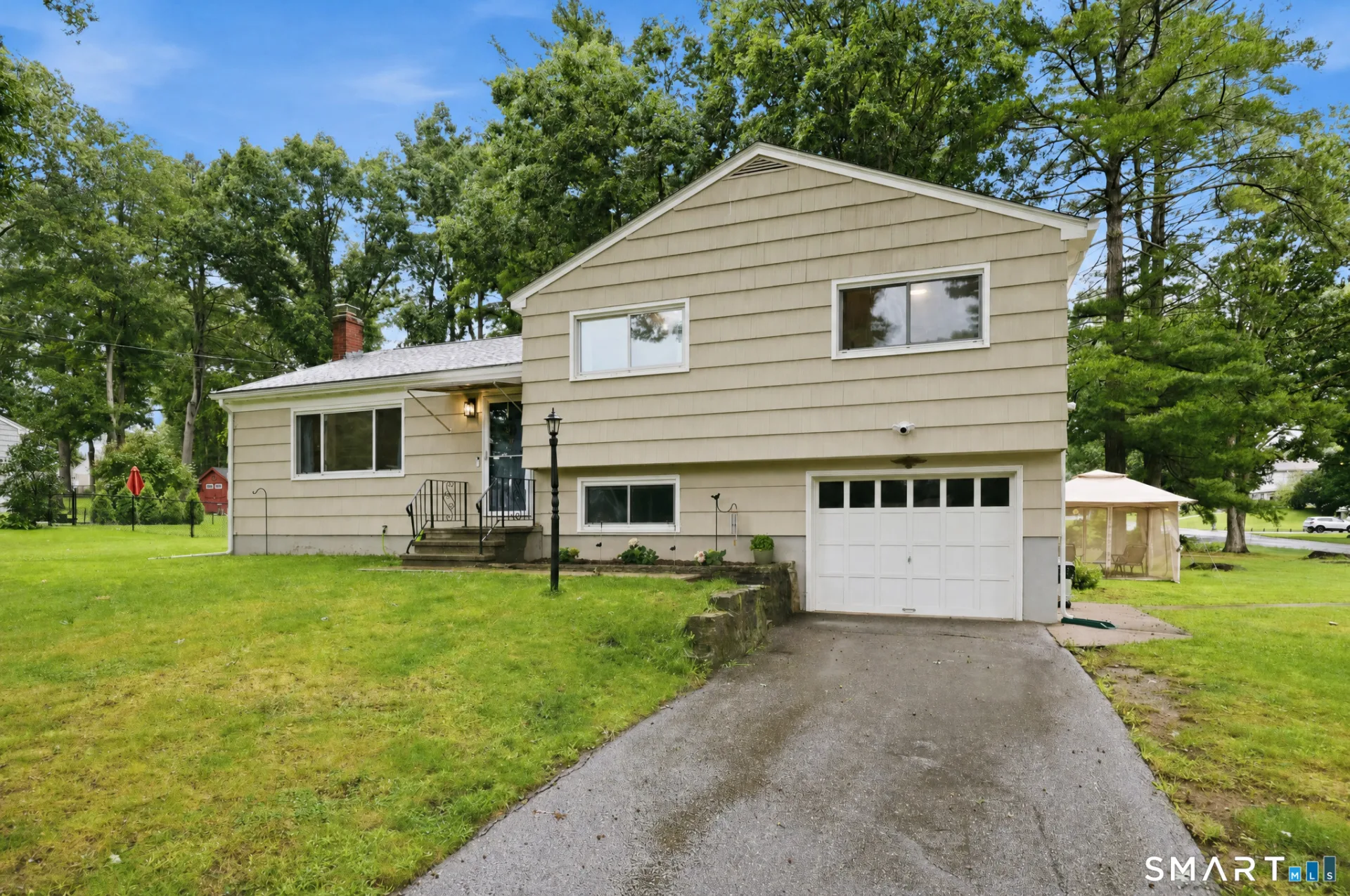 159 Crestview Drive, Colchester, CT