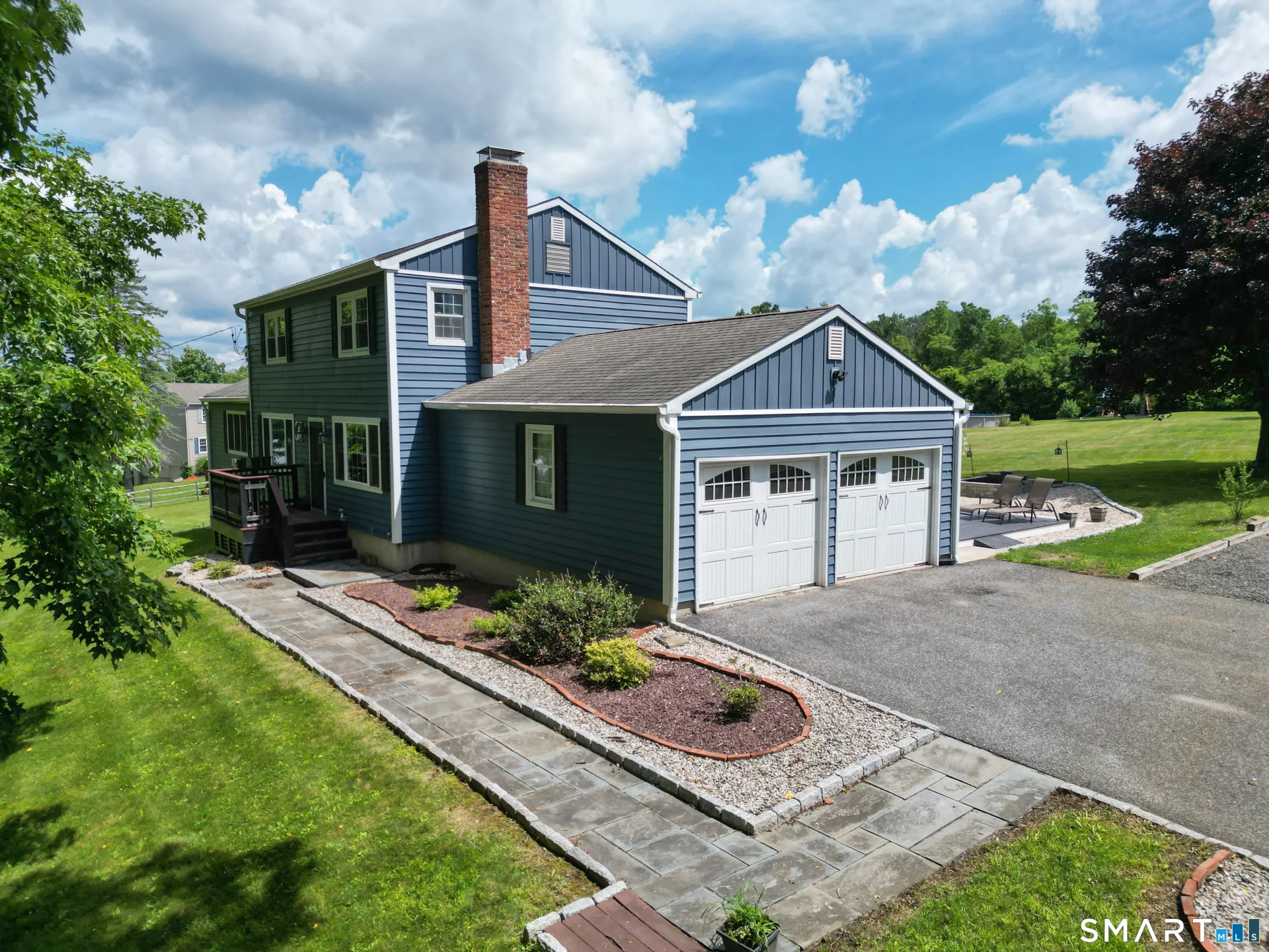 277 Chestnut Land Road, New Milford, CT