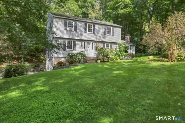 83 Crestwood Drive, Guilford, CT