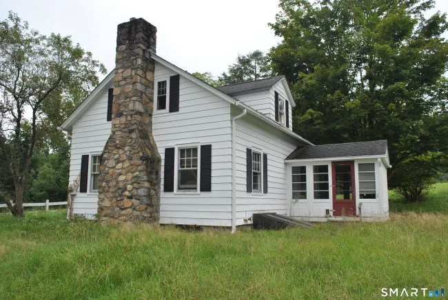 33 Chestnut Land Road