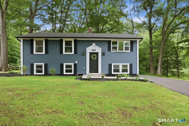445 Lincoln Drive