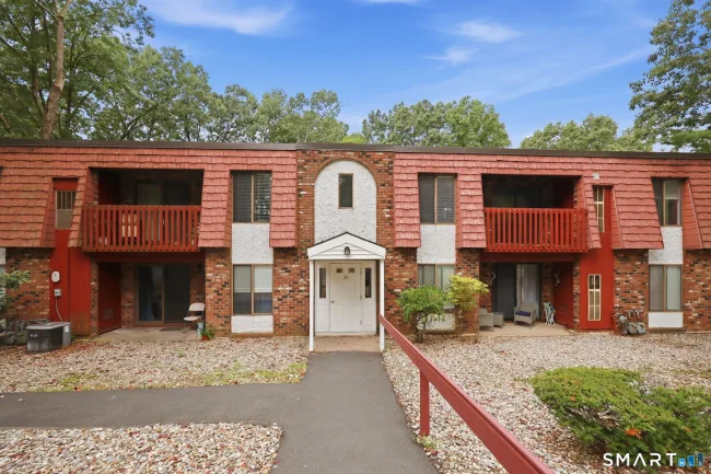 35 Woodsedge Drive #5B