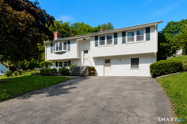17 North Ridgeland Road