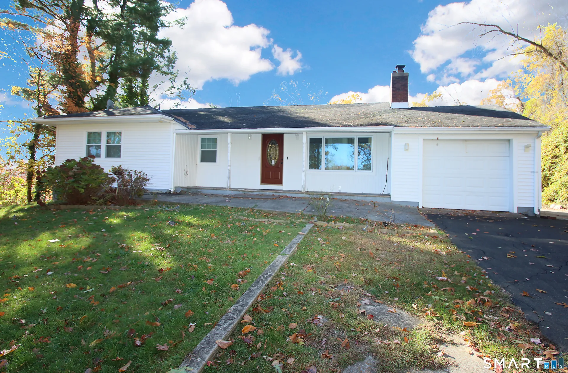 12 Gilbert Hill Road, North Haven, CT