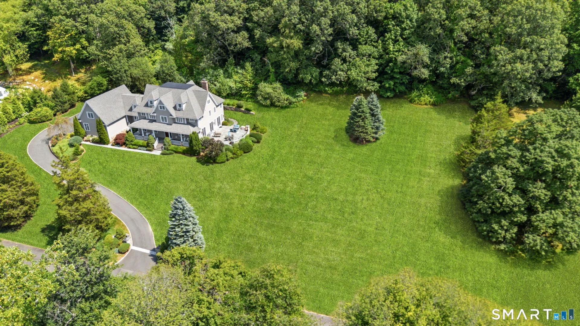2 Longwood Drive, Redding, CT