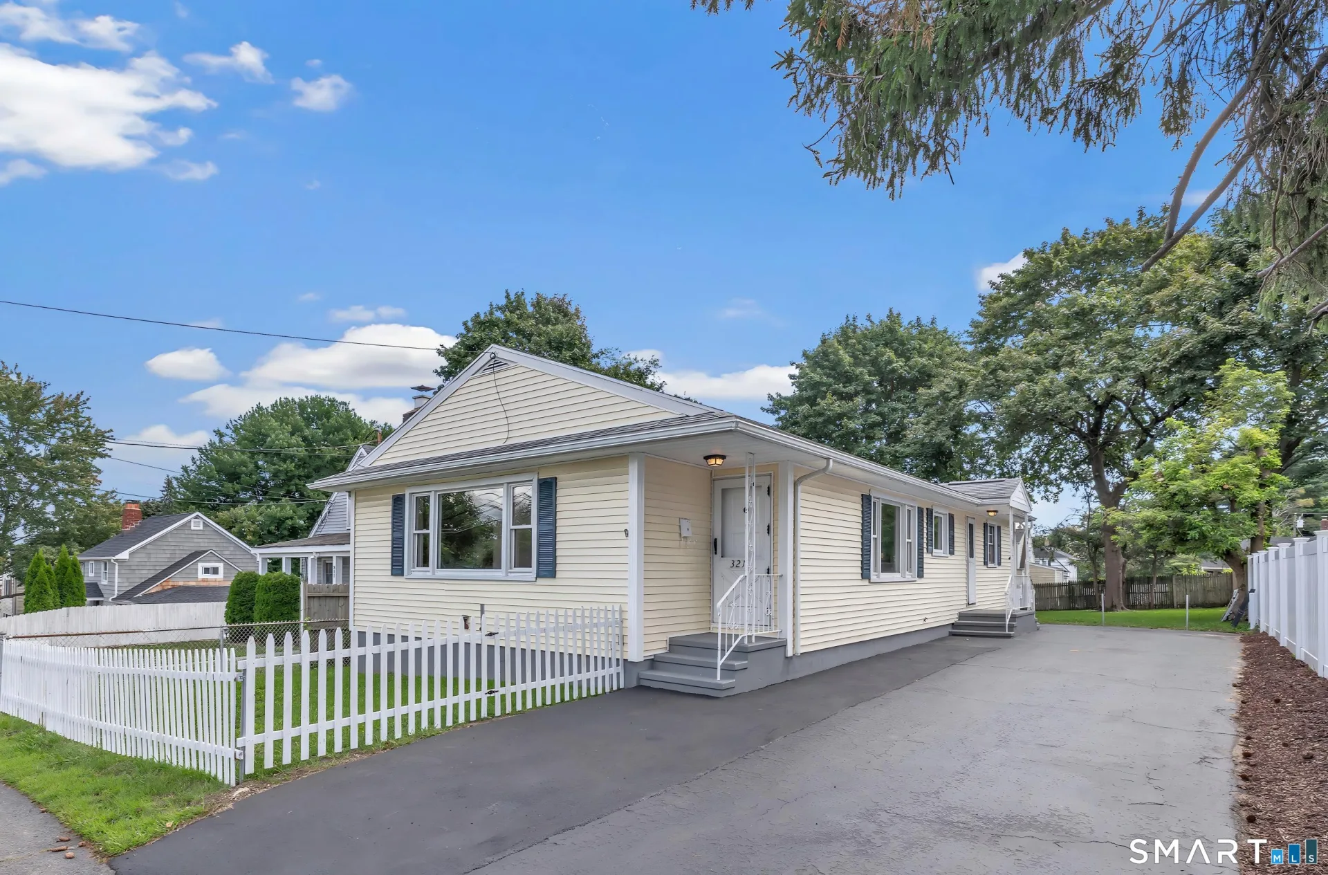 321 Old Town Road, Bridgeport, CT