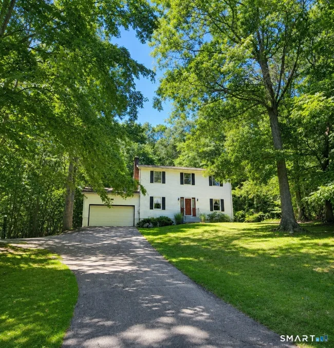 2 Wood Ridge Hills Road, Old Lyme, CT