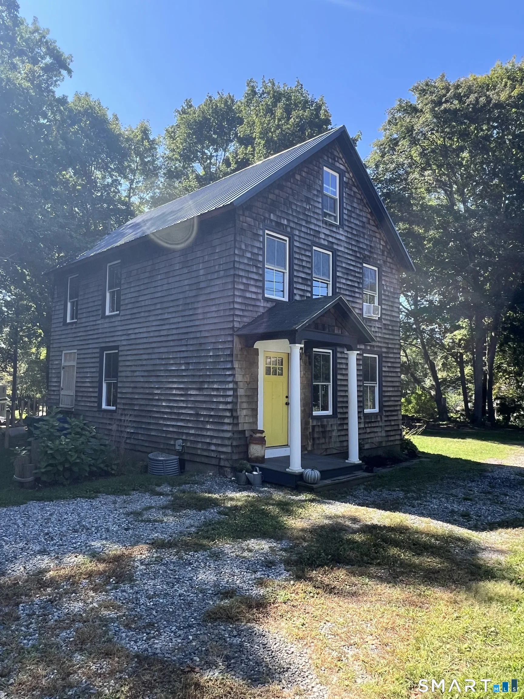 122 Rope Ferry Road, Waterford, CT