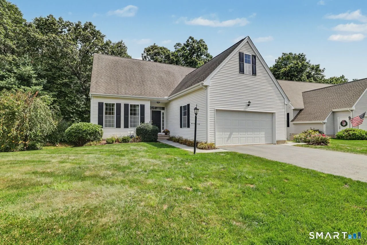 13 Kenington Road #13, Avon, CT
