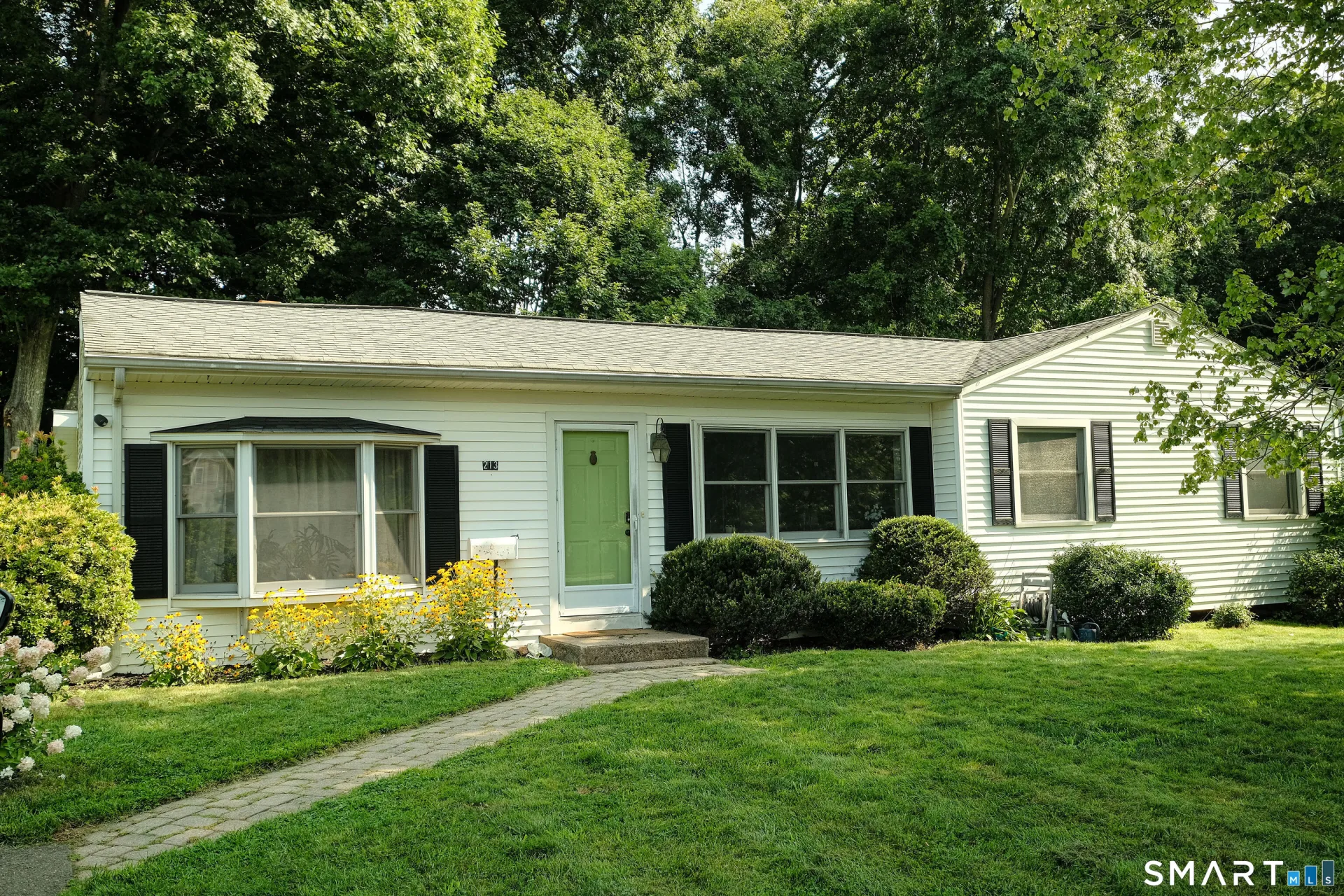213 Robin Lane, Cheshire, CT