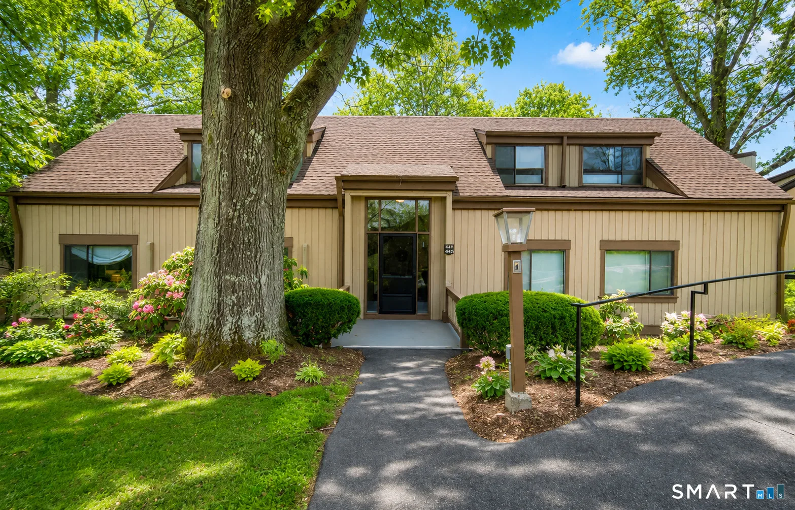 569 Heritage Village #A, Southbury, CT