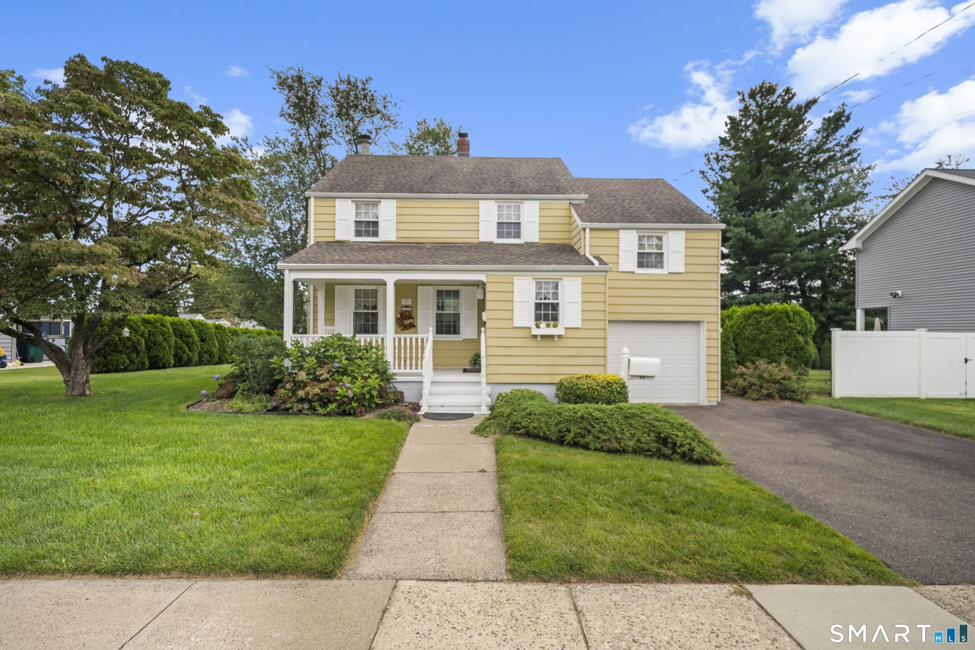 37 Sunflower Avenue, Stratford, CT