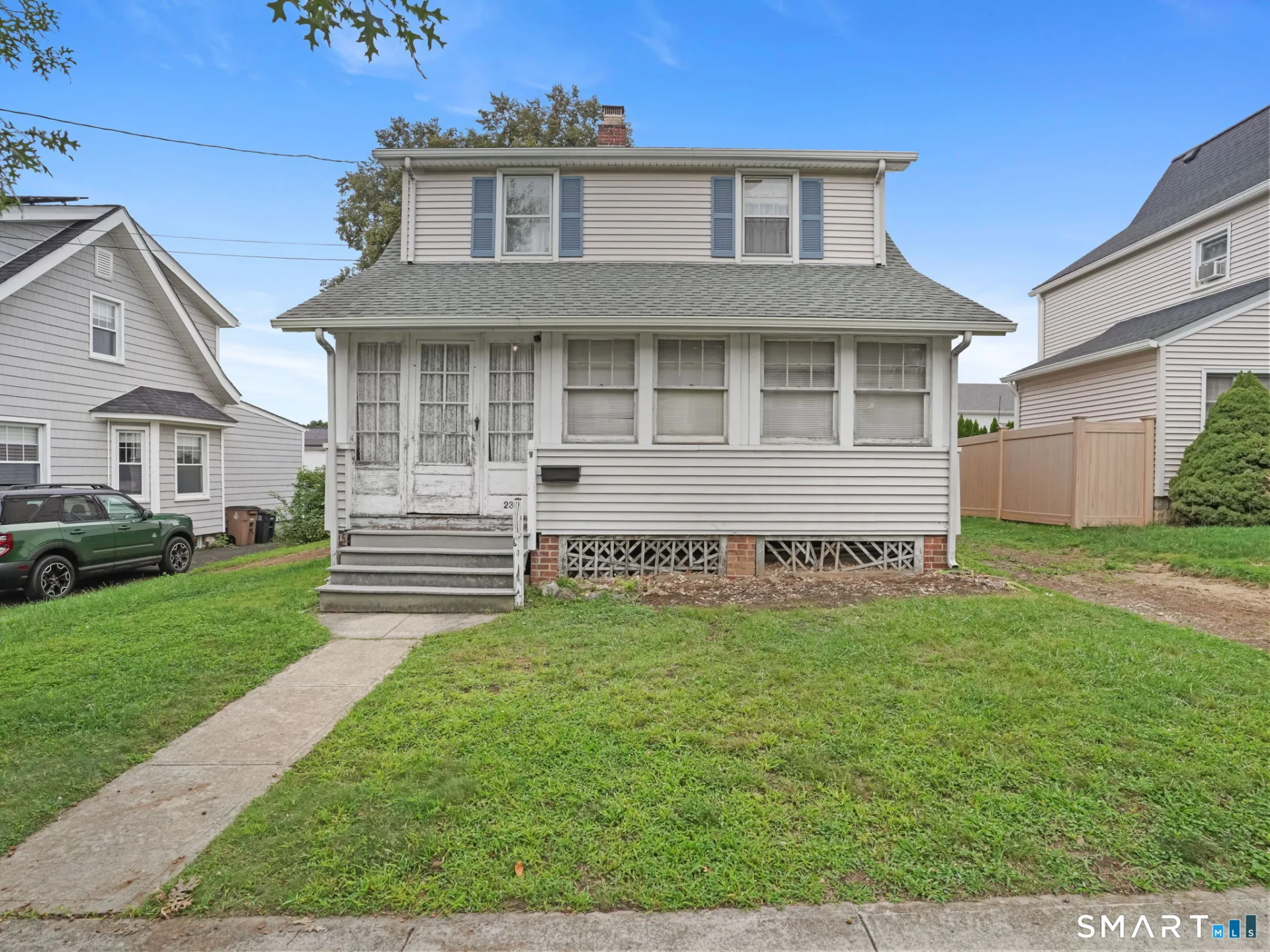 23 Forest Lawn Avenue, Stamford, CT