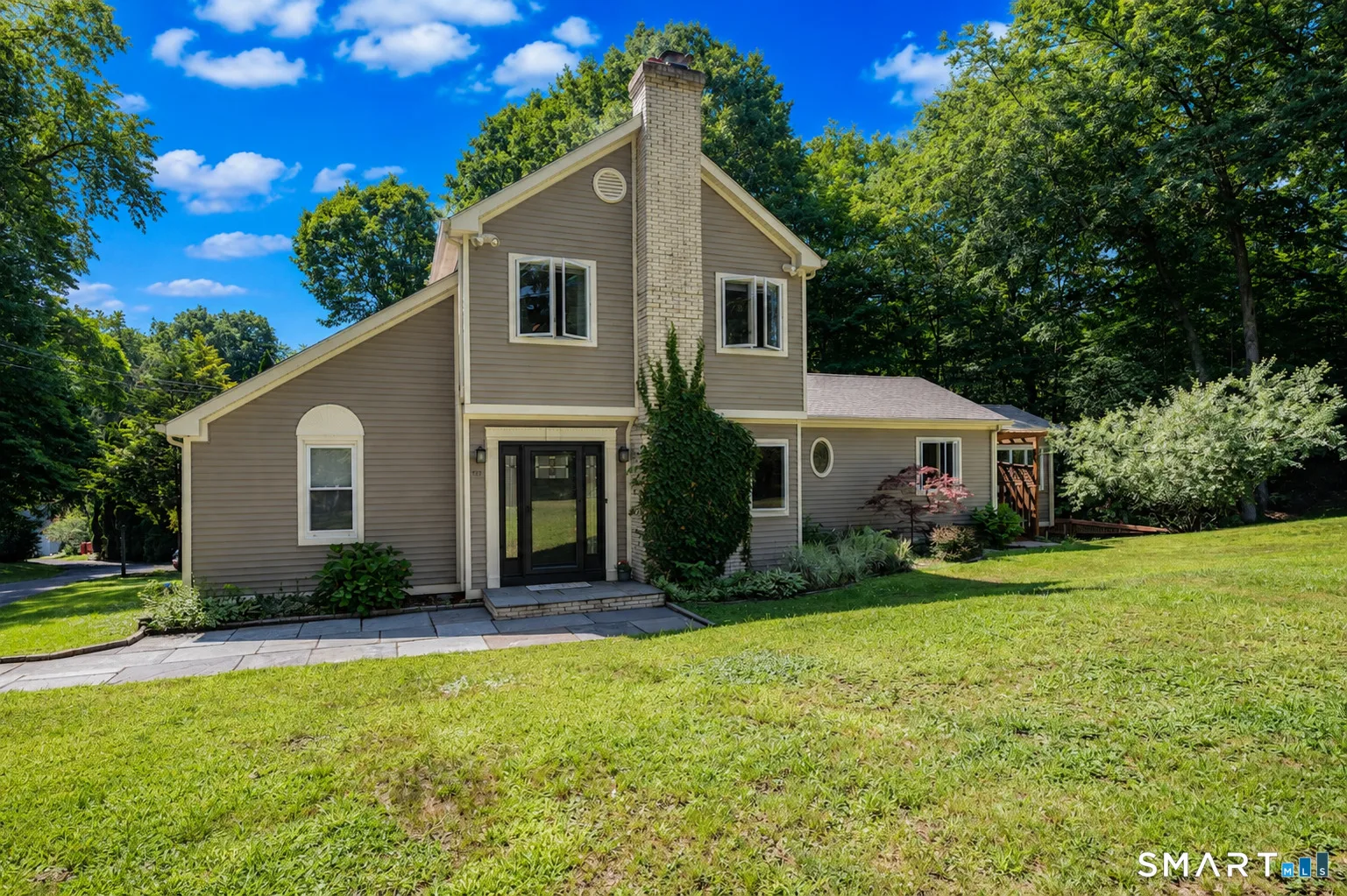 12 Ross Road, Middlefield, CT