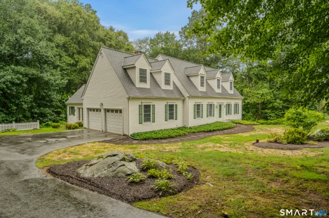 8 Windermere Way