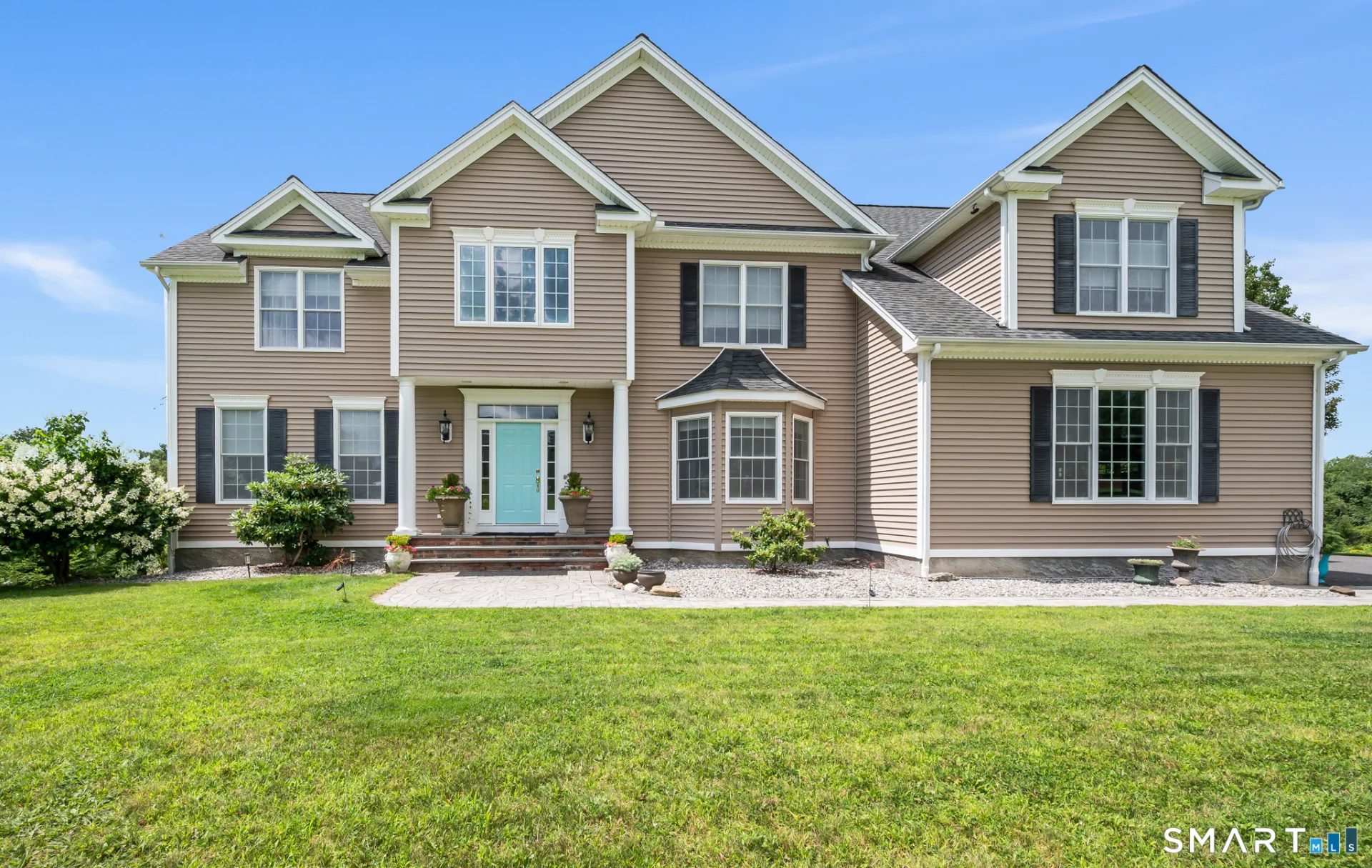 180 Weathervane Drive, New Milford, CT
