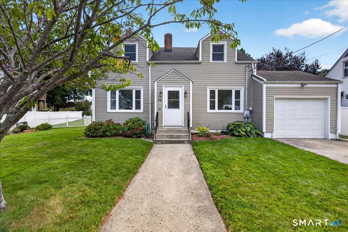 75 Meadow View Road, New Haven, CT