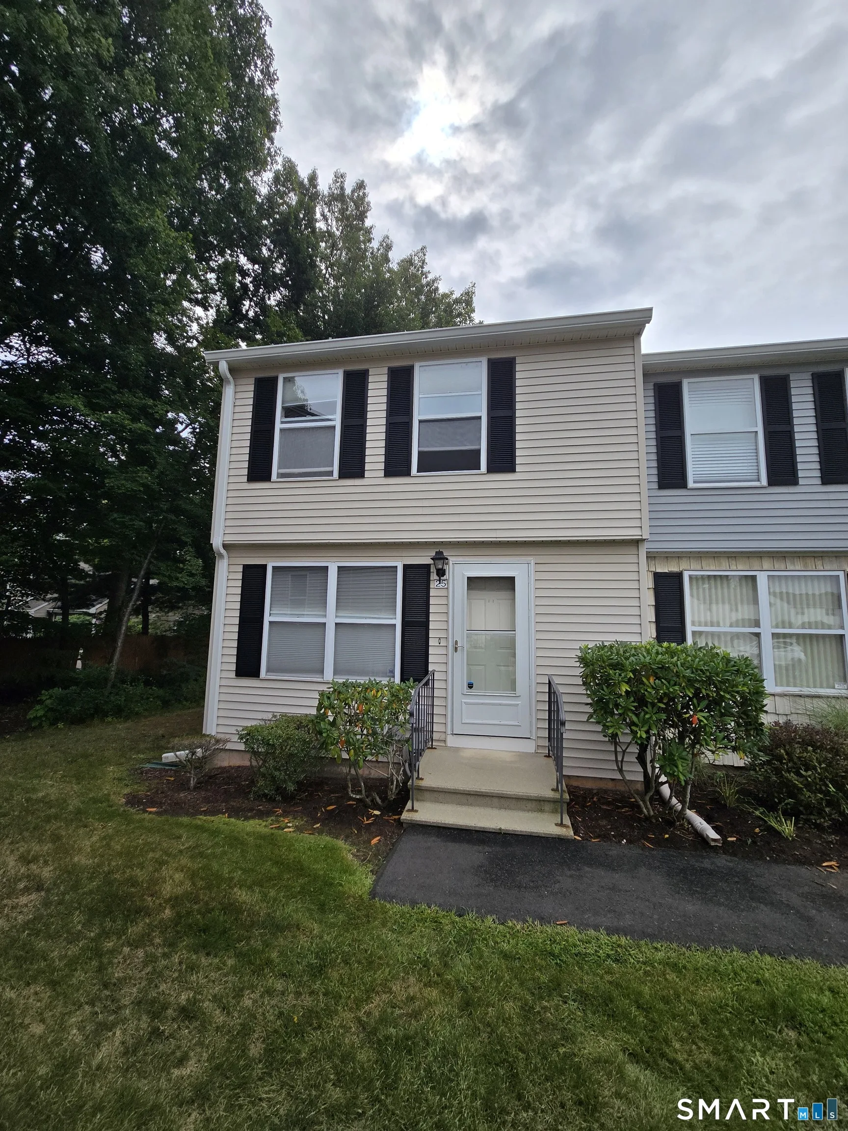 25 Summersweet Drive #25, Glastonbury, CT