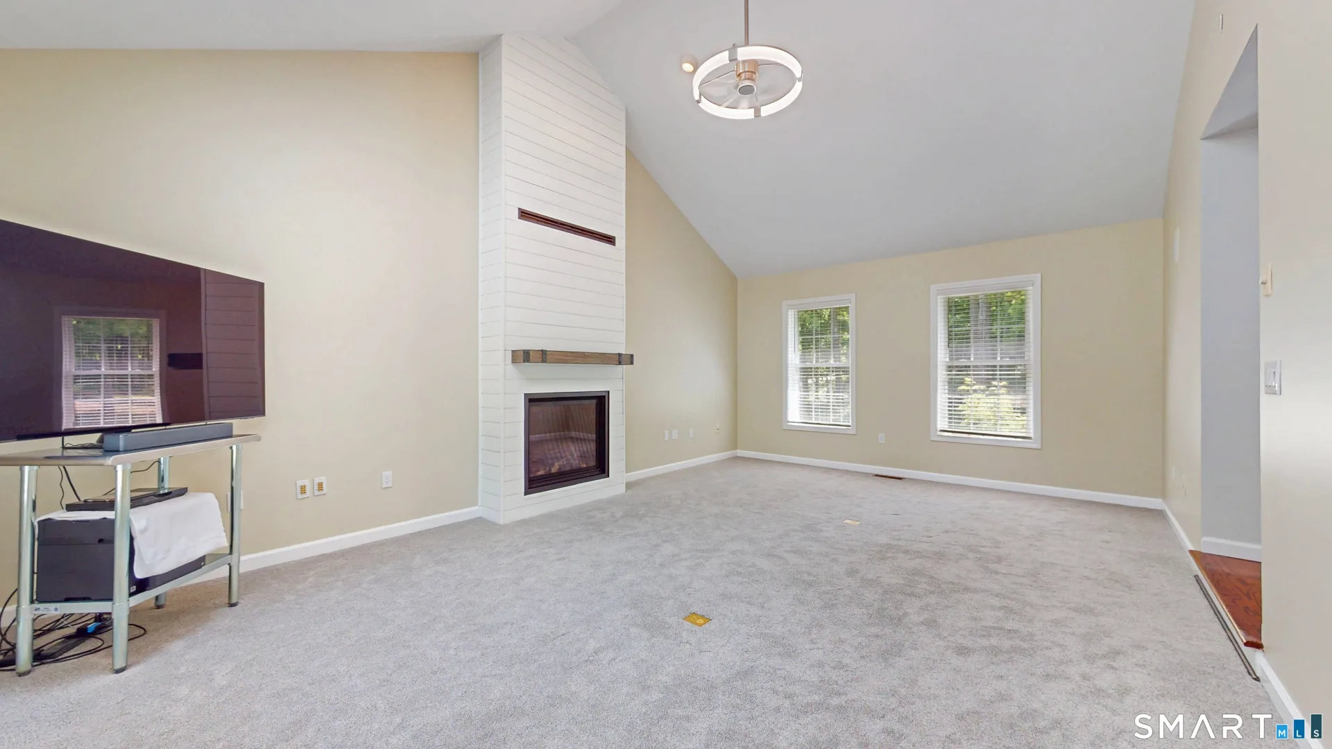 10 Shelter Rock Road, East Haddam, CT