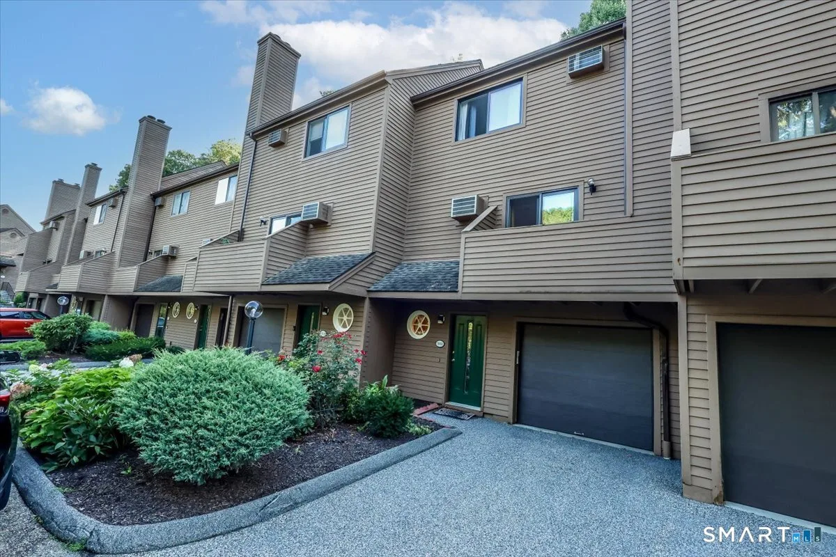 55 Cross Street #C3, Danbury, CT