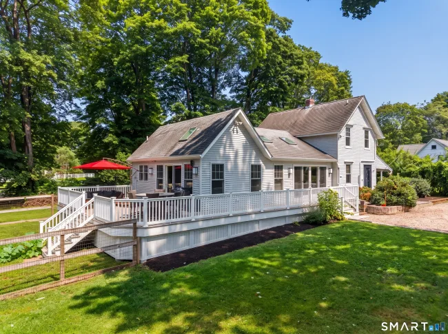 3 Maple Lane
