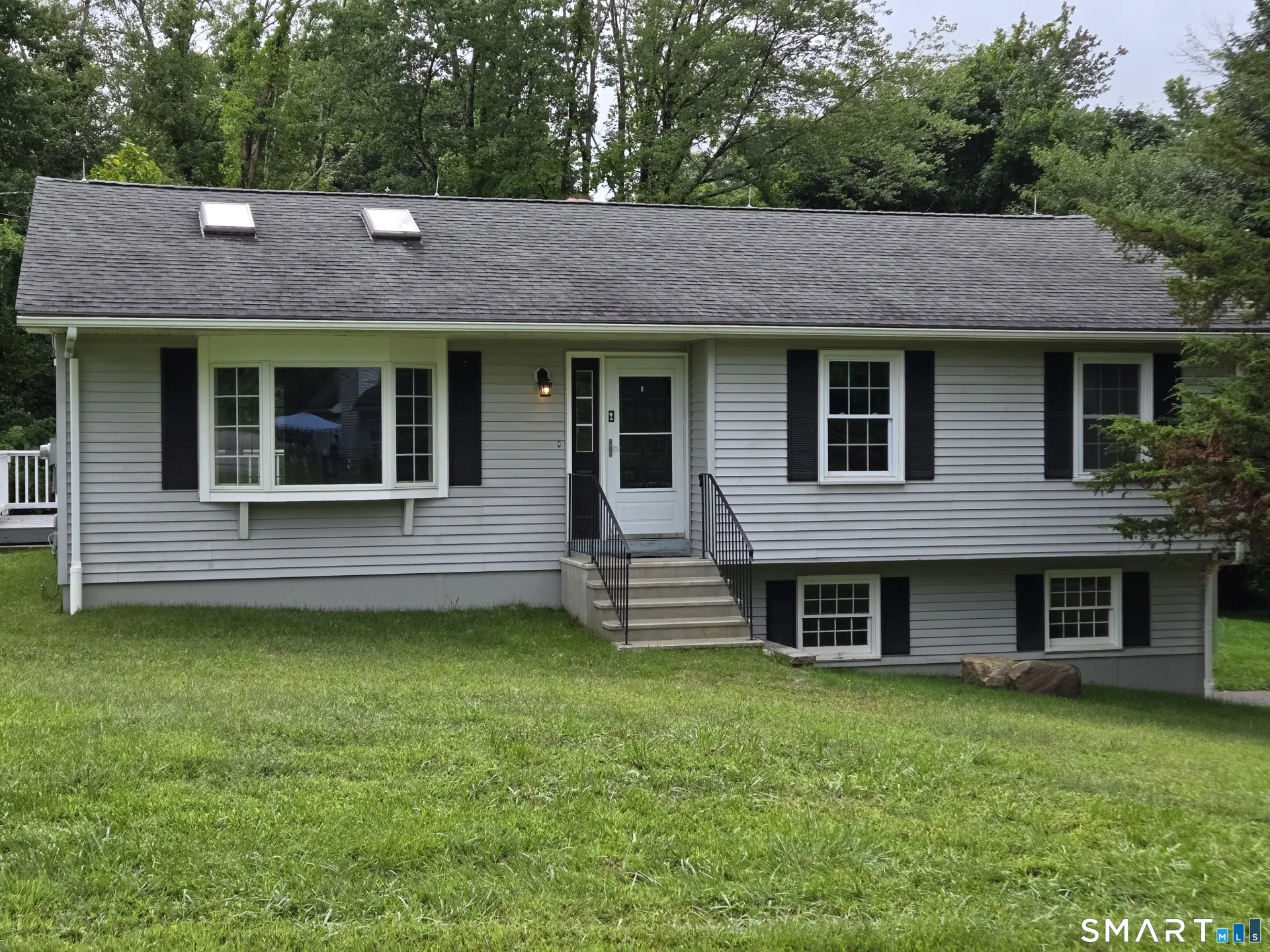 87 Springdale Avenue, Coventry, CT