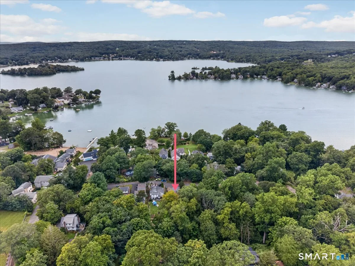 9 Brook Trail, East Hampton, CT