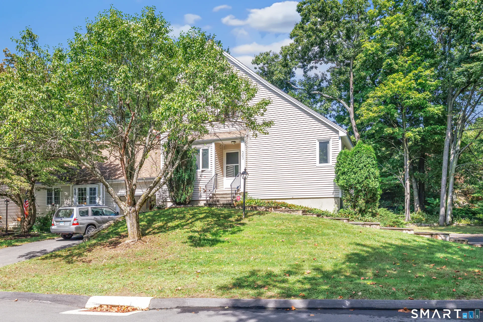 200 Fox Run, Shelton, CT