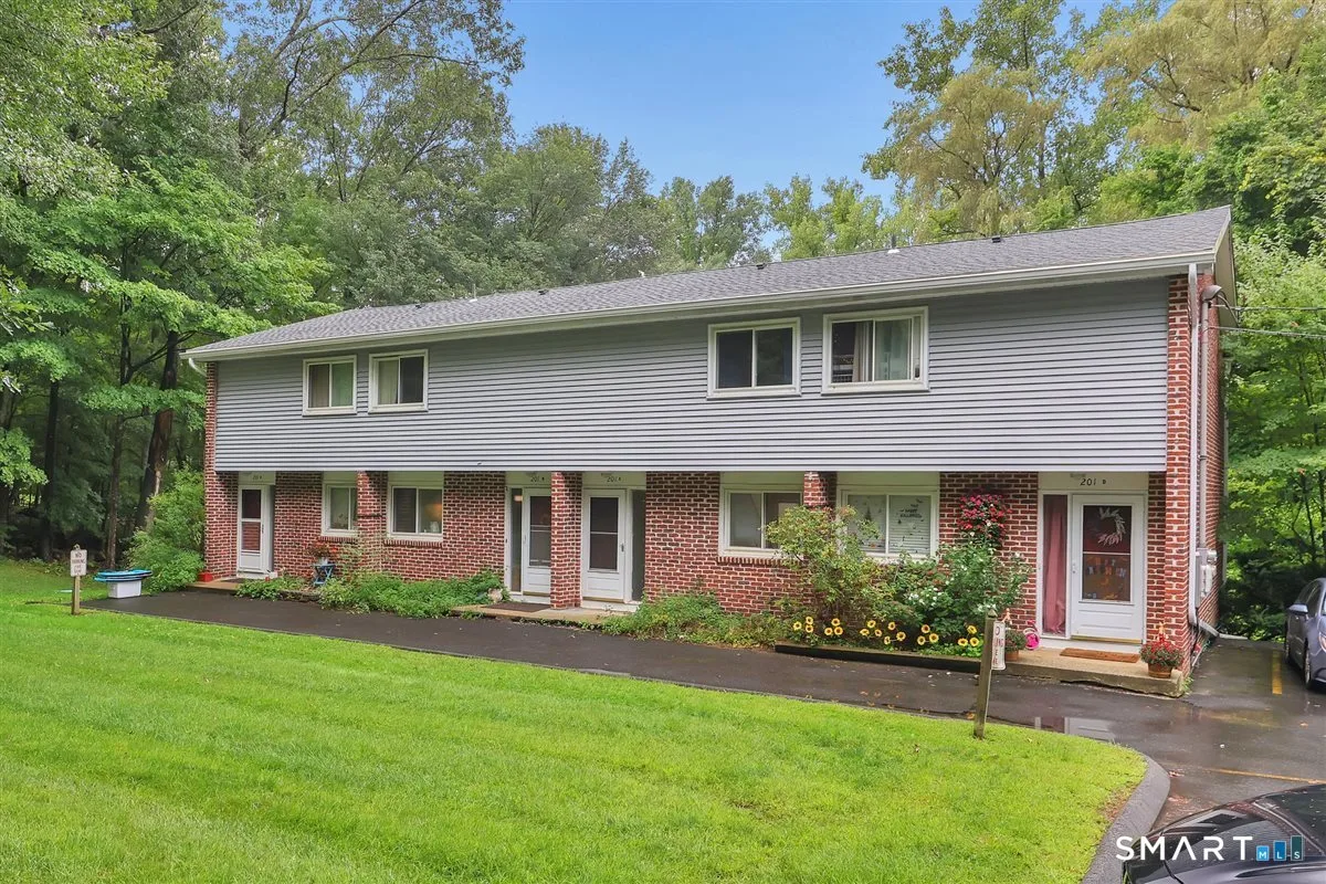 201 Baxter Road #C, Mansfield, CT