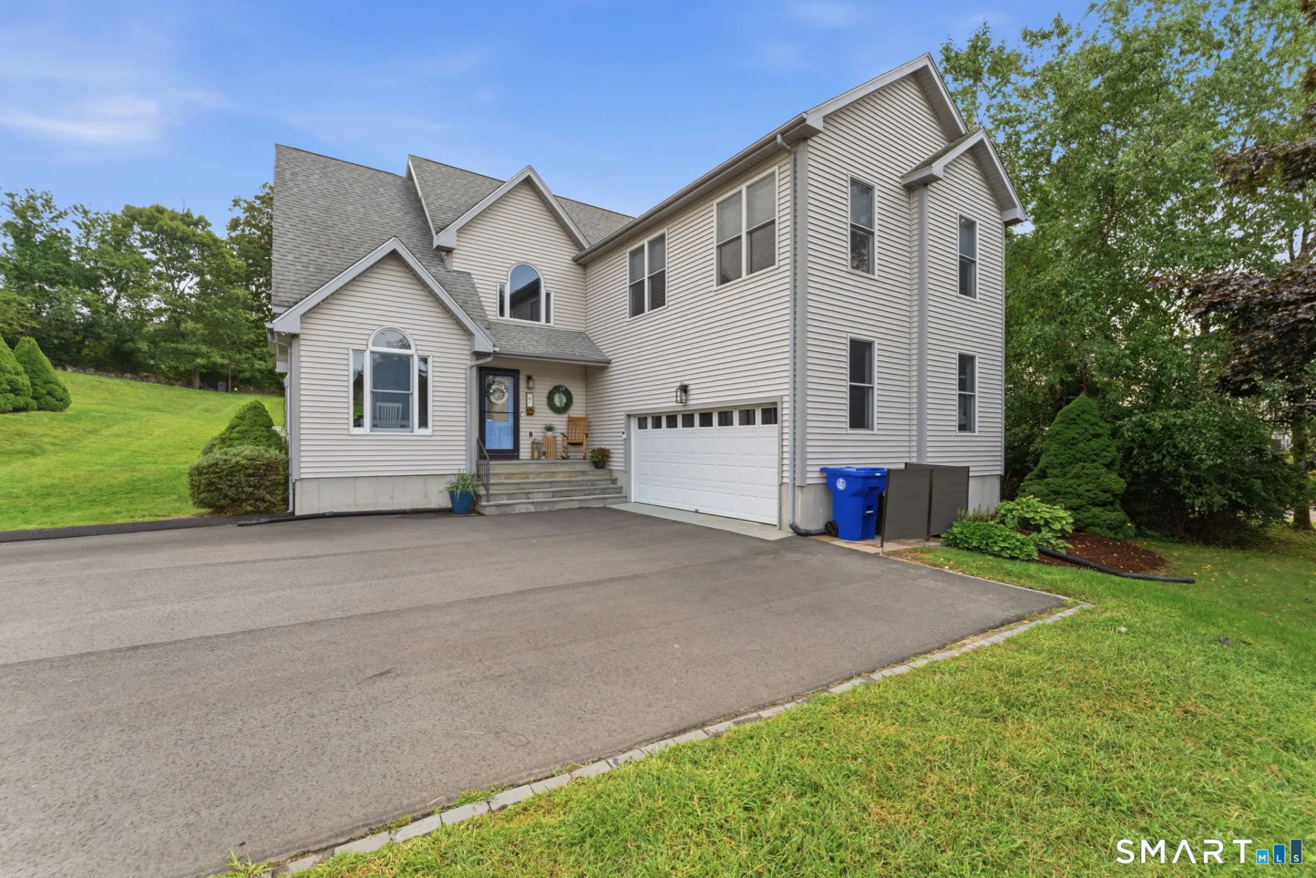 27 Giovanni Drive, Waterford, CT