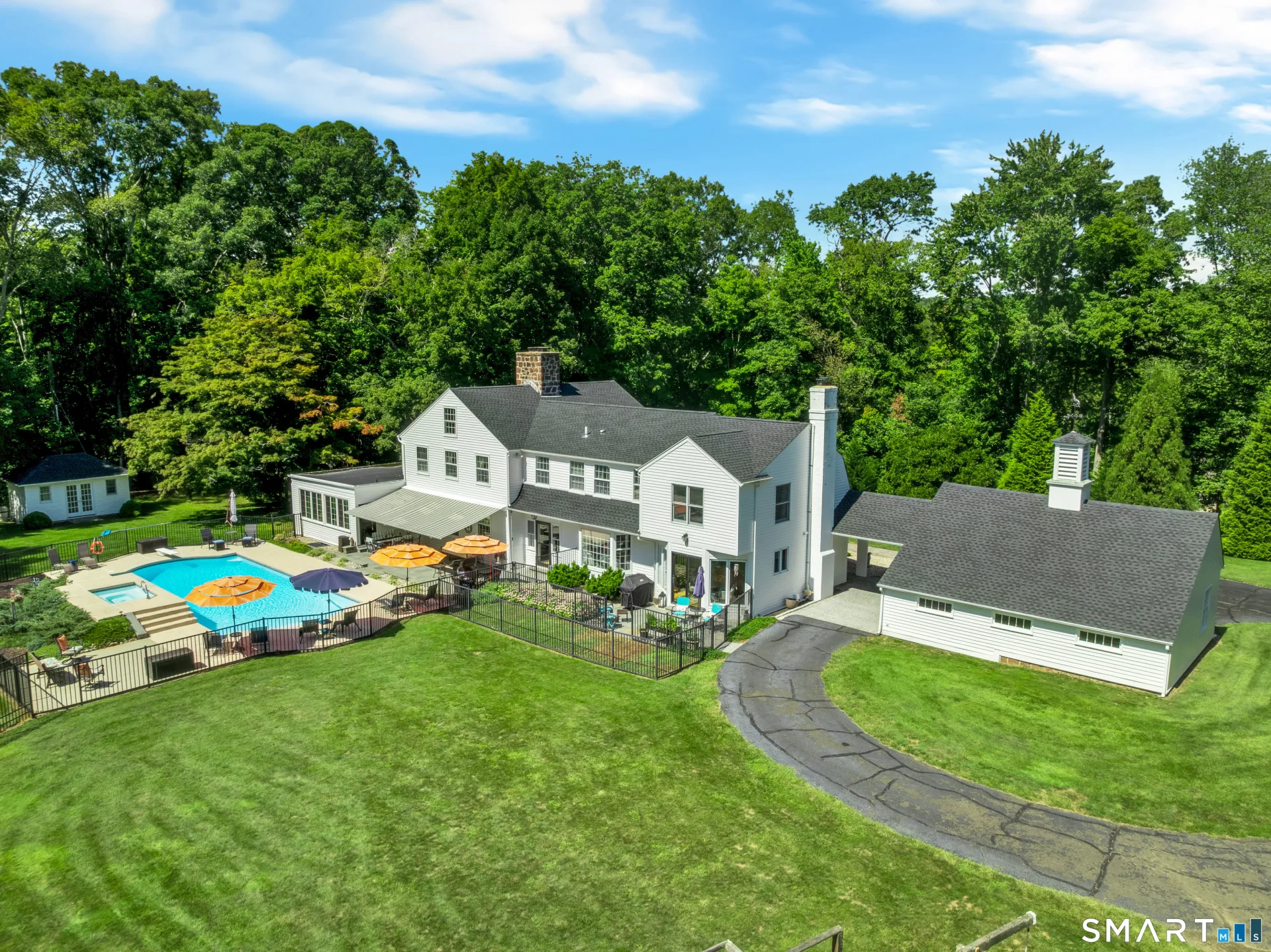 40 Brookhills Road, Branford, CT