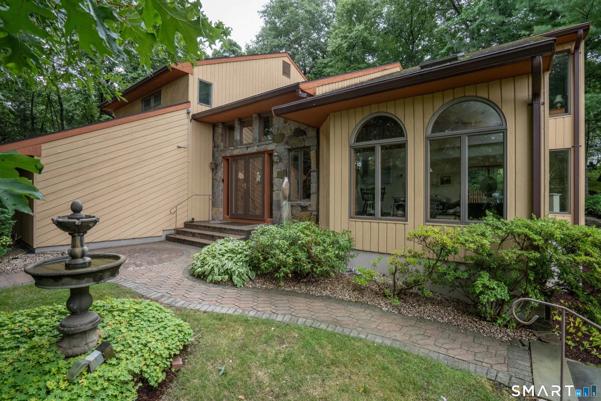 38 Hampton Drive, Manchester, CT