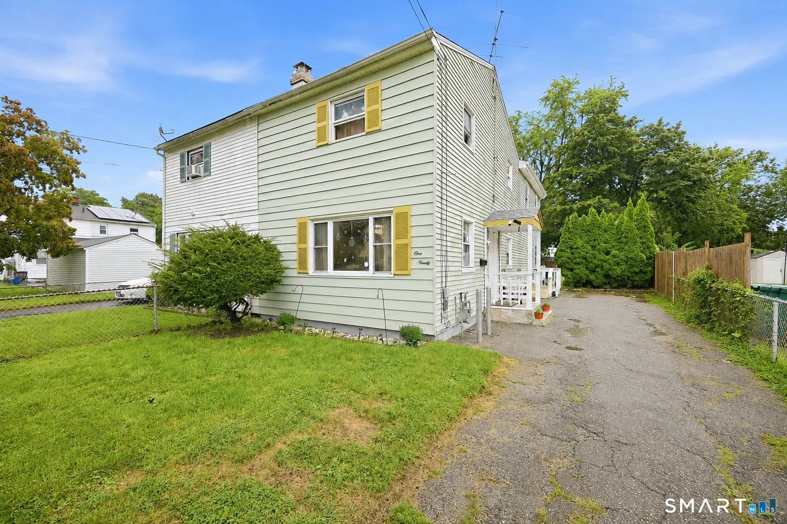 190 McGrath Court, Stratford, CT