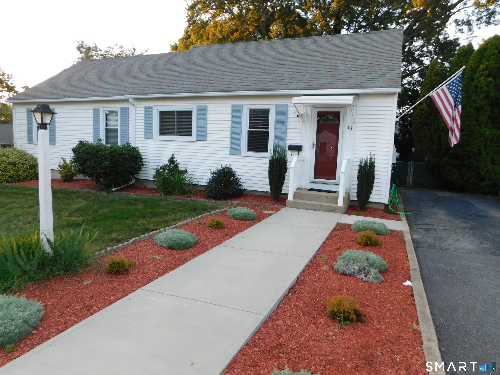 43 Farmington Avenue, New London, CT